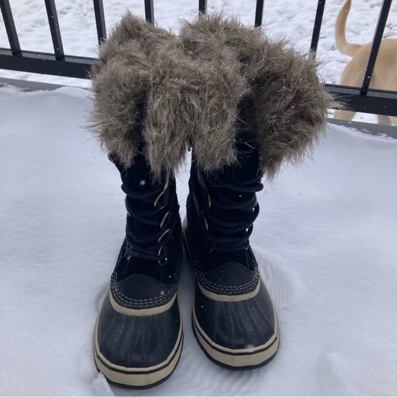 Sorel Joan of Arctic Winter Boot - Picture 2 of 8